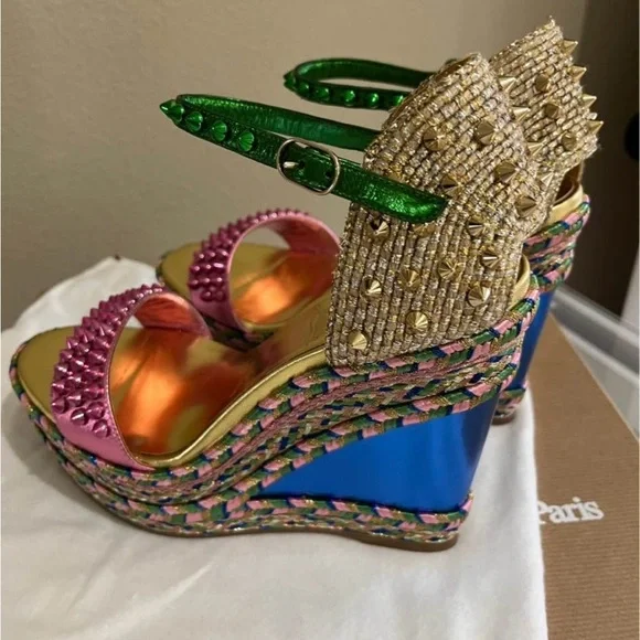 Christian Louboutin White Socks with Red Logo - Picture 2 of 4